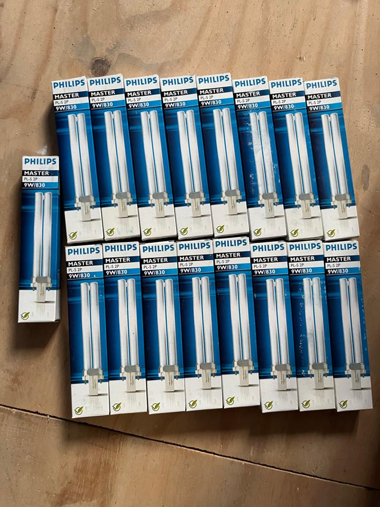 Philips Master PL-S 2P 9W/830 spaarlampen (15 stuks), Huis en Inrichting, Lampen | Losse lampen, Ophalen of Verzenden, Zo goed als nieuw