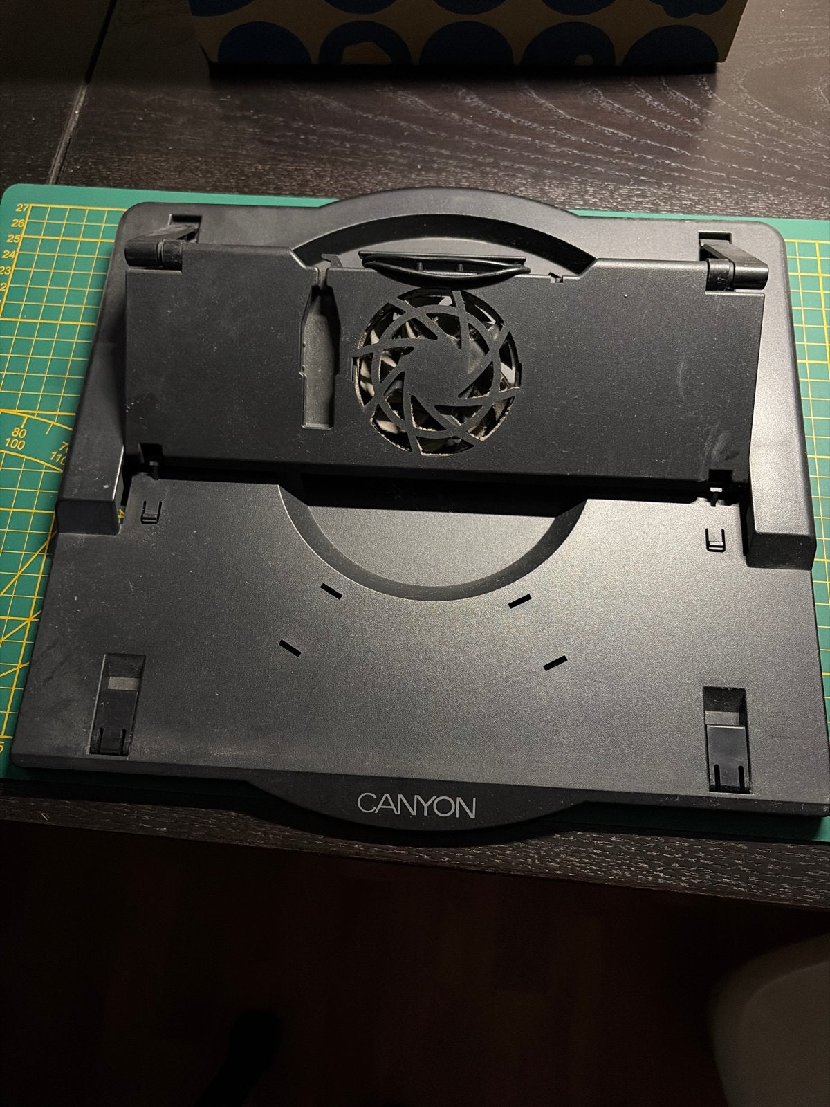 Canyon Notebook Stand CNP-NS1 met ventilator, Ophalen of Verzenden, Gebruikt, In hoogte verstelbaar