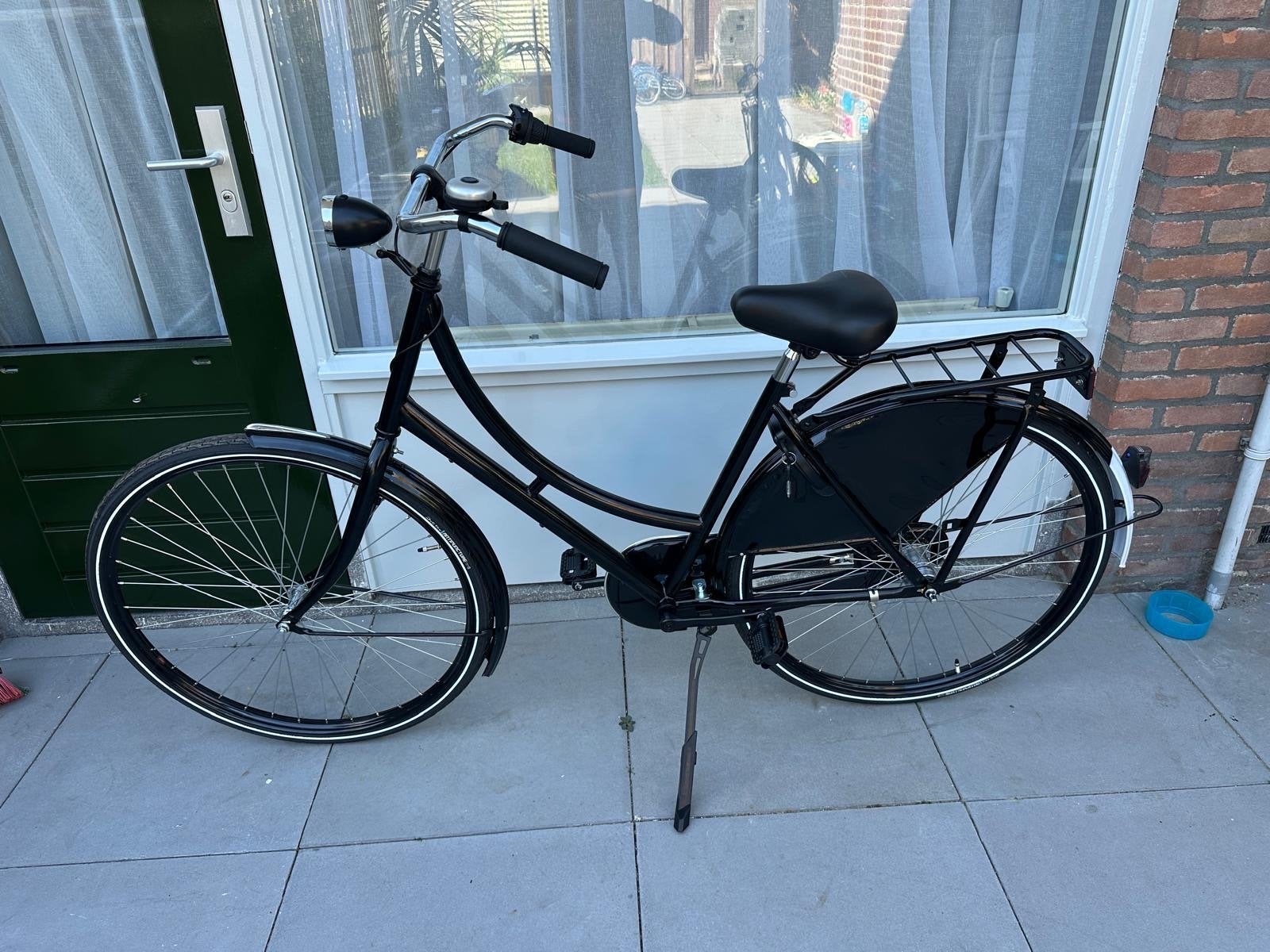 Zwarte fiets met versnellingen en lage instap, Overige merken, Terugtraprem, Nieuw, Ophalen of Verzenden