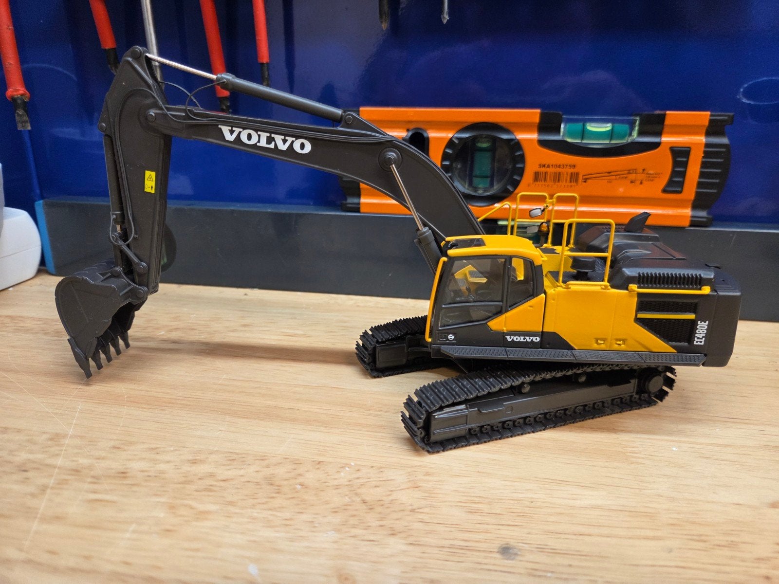 Volvo Rupskraan EC480E 1:50 Motorart Diecast Model, Ophalen of Verzenden, Zo goed als nieuw, Overige typen, Overige merken