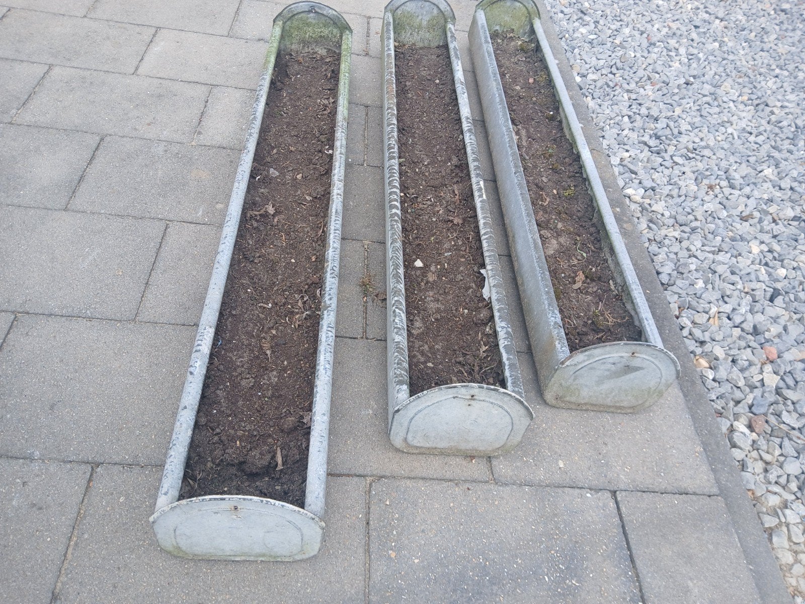 3 zinken voerbakken bloembakken, Tuin en Terras, Bloembakken en Plantenbakken, Ophalen, Rond, Metaal, Minder dan 30 cm