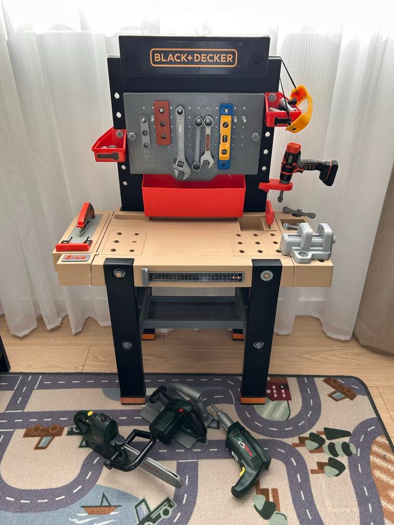 Black+Decker Werkbank met Bosch gereedschap voor kinderen, Ophalen, Gebruikt, Bouwen
