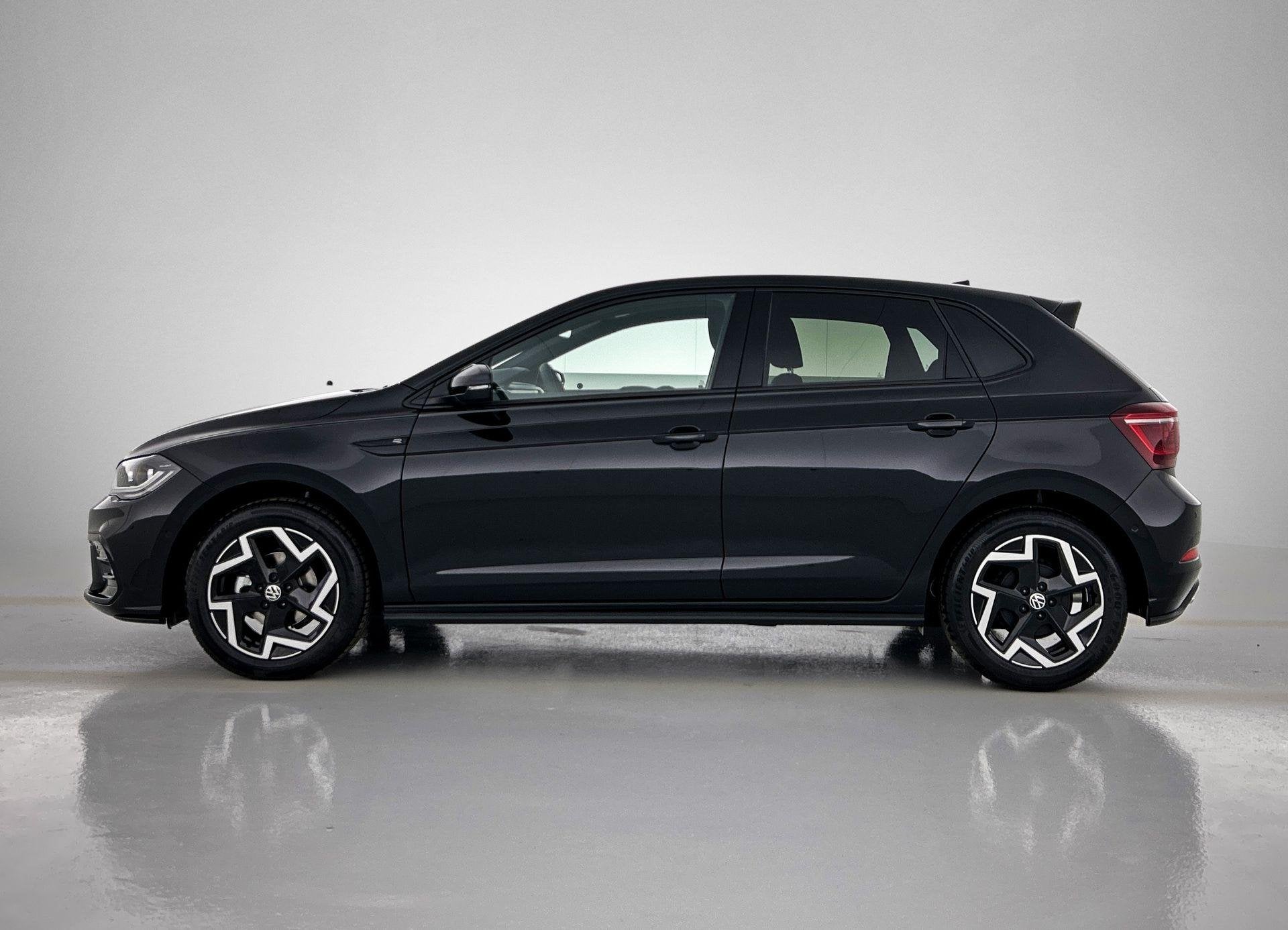 Volkswagen Polo 1.0 TSI R-Line Edition 95 PK| Origineel Nede, Auto's, Volkswagen, 12 maanden, Stof, 1073 kg, Zwart