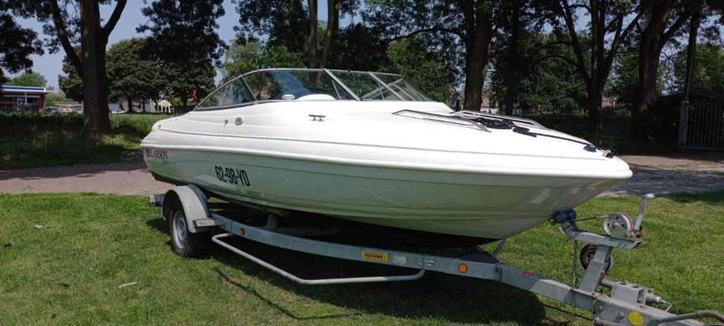 Speedboot met MerCruiser motor, 134,5 Pk, inc trailer, Overige merken, Binnenboordmotor, 120 tot 200 pk, Ophalen of Verzenden