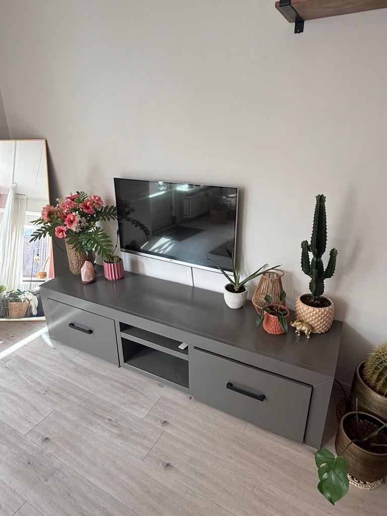 Donkergrijze kast en televisiemeubel - handgemaakt, Ophalen, Gebruikt, 200 cm of meer, 150 tot 200 cm