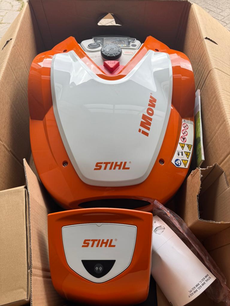 Stihl RMI 632 P Robotmaaier - 4000m2 - nieuw in de doos, Cirkelmaaier, ., Minder dan 30 cm, Accu-grasmaaier