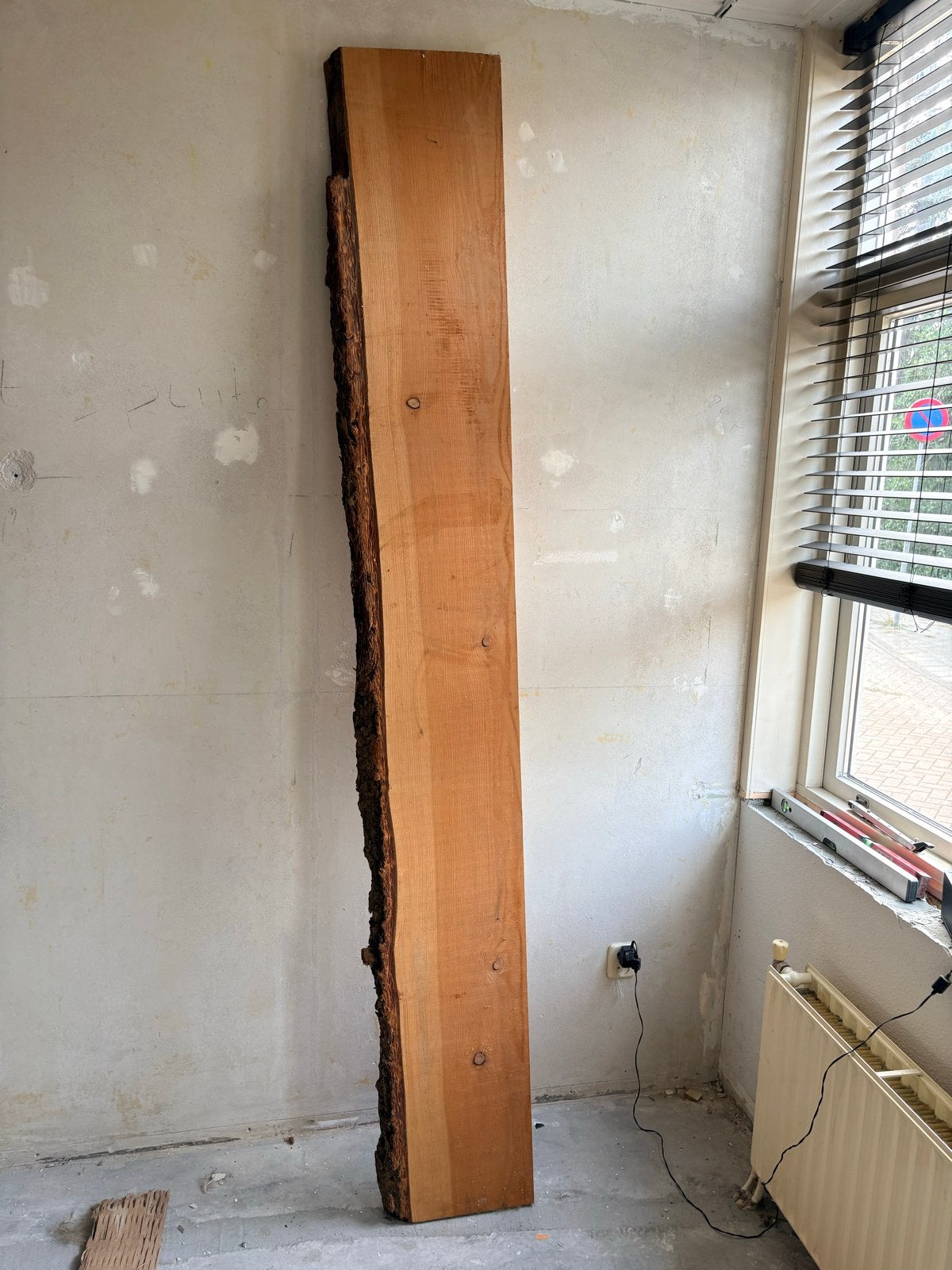 Douglas plank met schors, 6cm dik, Ophalen, Gebruikt, Eiken, 250 tot 300 cm