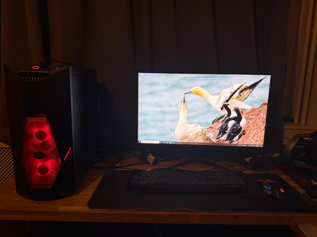 Game pc + beeldscherm + toetsenbord & muis, Ophalen, Zo goed als nieuw