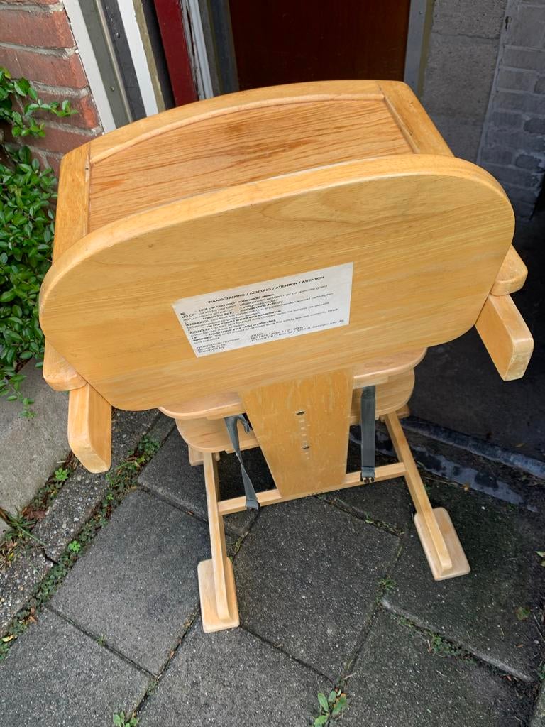 Houten meegroeistoel Bambino, Kinderen en Baby's, Kinderstoelen, Gebruikt, Meegroeistoel, Gordel(s), Ophalen of Verzenden