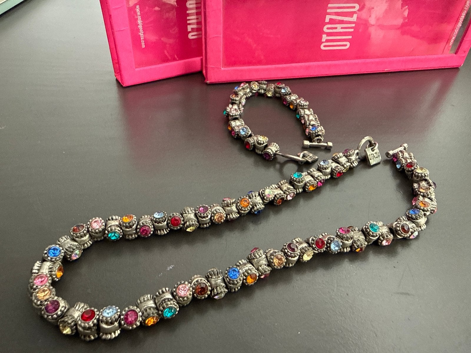 Otazu ketting en armband set met gekleurde kristallen, Met kristal, Overige materialen, Overige kleuren, Ophalen of Verzenden