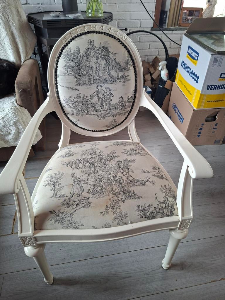Vintage stoel met Toile de Jouy bekleding, Gebruikt, Wit, Ophalen of Verzenden, Stof