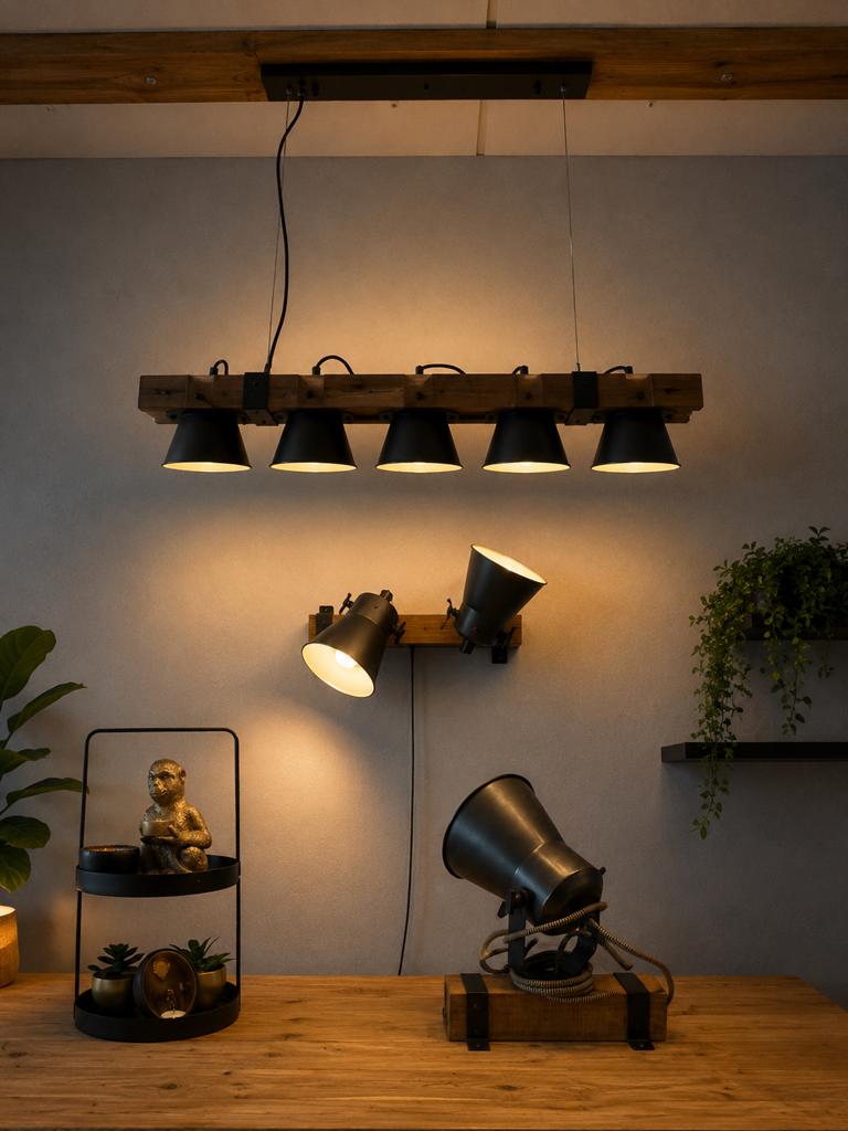 Complete set industriële lampen: hanglamp en wandlampen, Huis en Inrichting, Ophalen of Verzenden, Zo goed als nieuw, Hout, Minder dan 50 cm