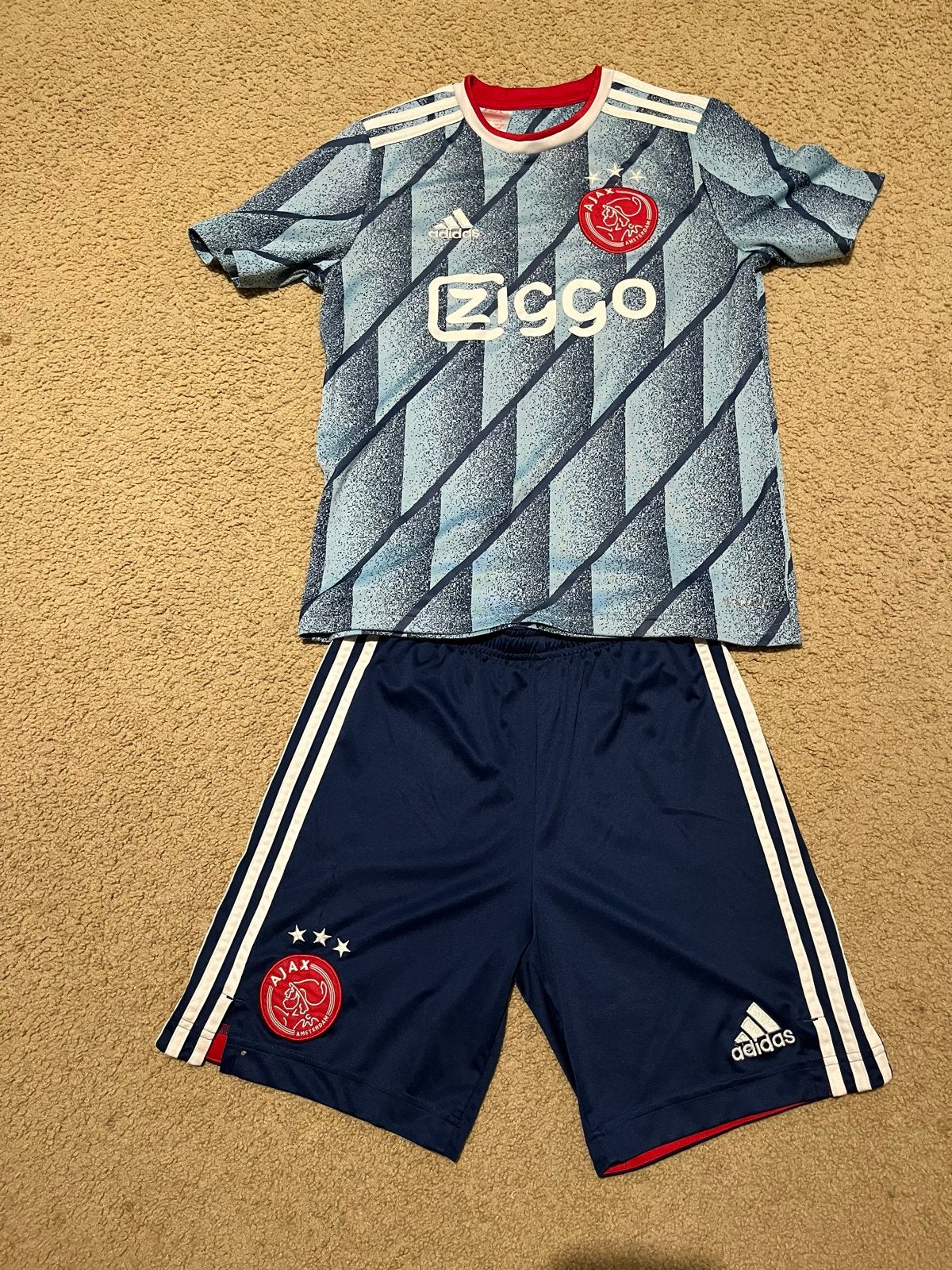 Ajax uit tenue 2021/2022 - Shirt en Broekje maat 164, Blauw, Overige maten, Ophalen of Verzenden, Voetbal