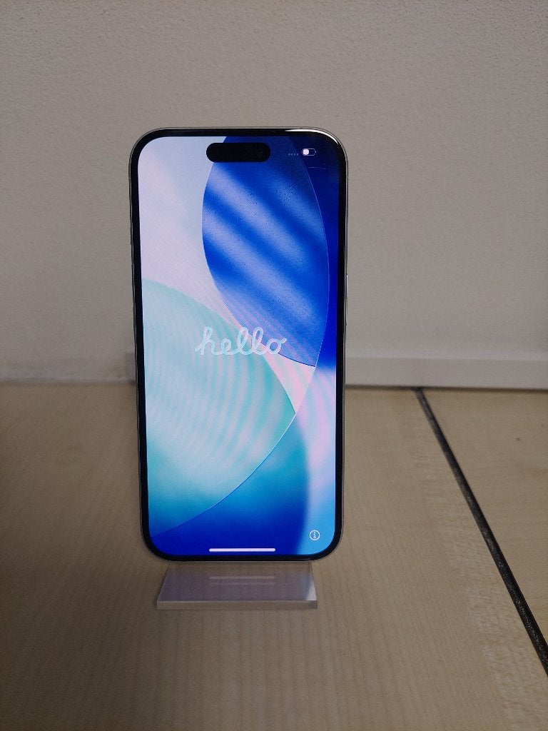 Apple iPhone 16 128GB wit 2e hands - 100%, Apple, Wit, Ophalen of Verzenden, Zo goed als nieuw