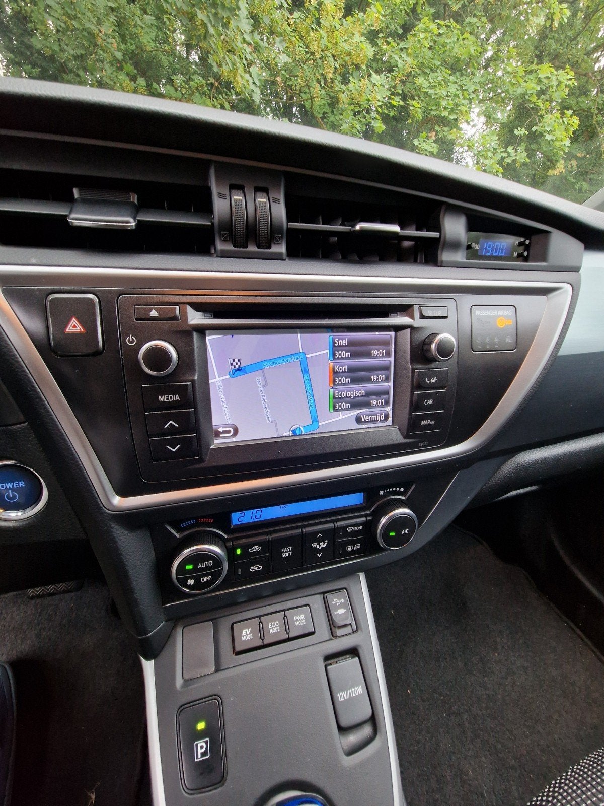 Toyota Auris 1.8 Hybrid Touring Sports CVT 2014 Grijs, Auto's, 345 kg, Zwart, Origineel Nederlands, 1798 cc