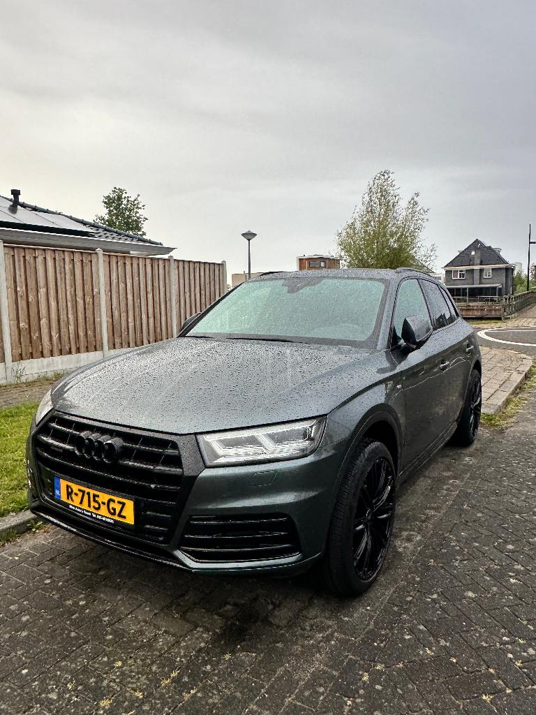 Audi Q5 2.0 TDI Quattro 190pk S Tronic 2017 Grijs, Auto's, Audi, Particulier, Q5, Diesel, D, SUV of Terreinwagen, Automaat, Geïmporteerd