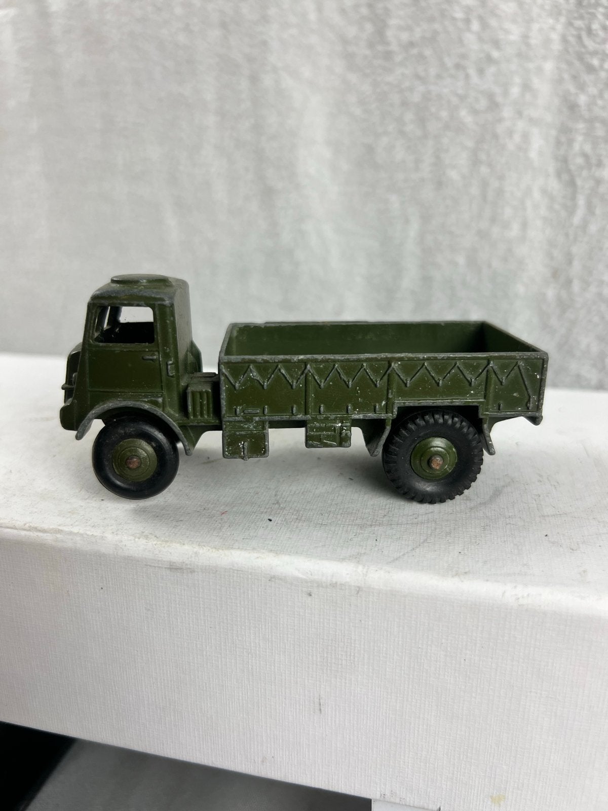 Dinky Toys Army Wagon 623 - Vintage Militair Vrachtwagen, Ophalen of Verzenden, Gebruikt