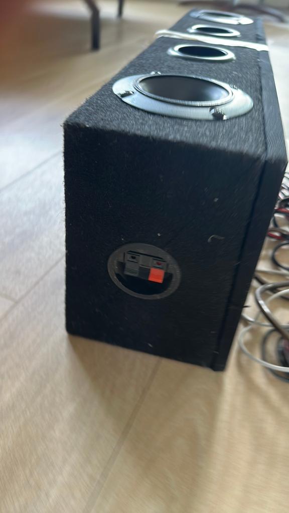 Geluidsbox.  + Bedrading ( Auto ), Auto diversen, Autospeakers, Ophalen, Gebruikt