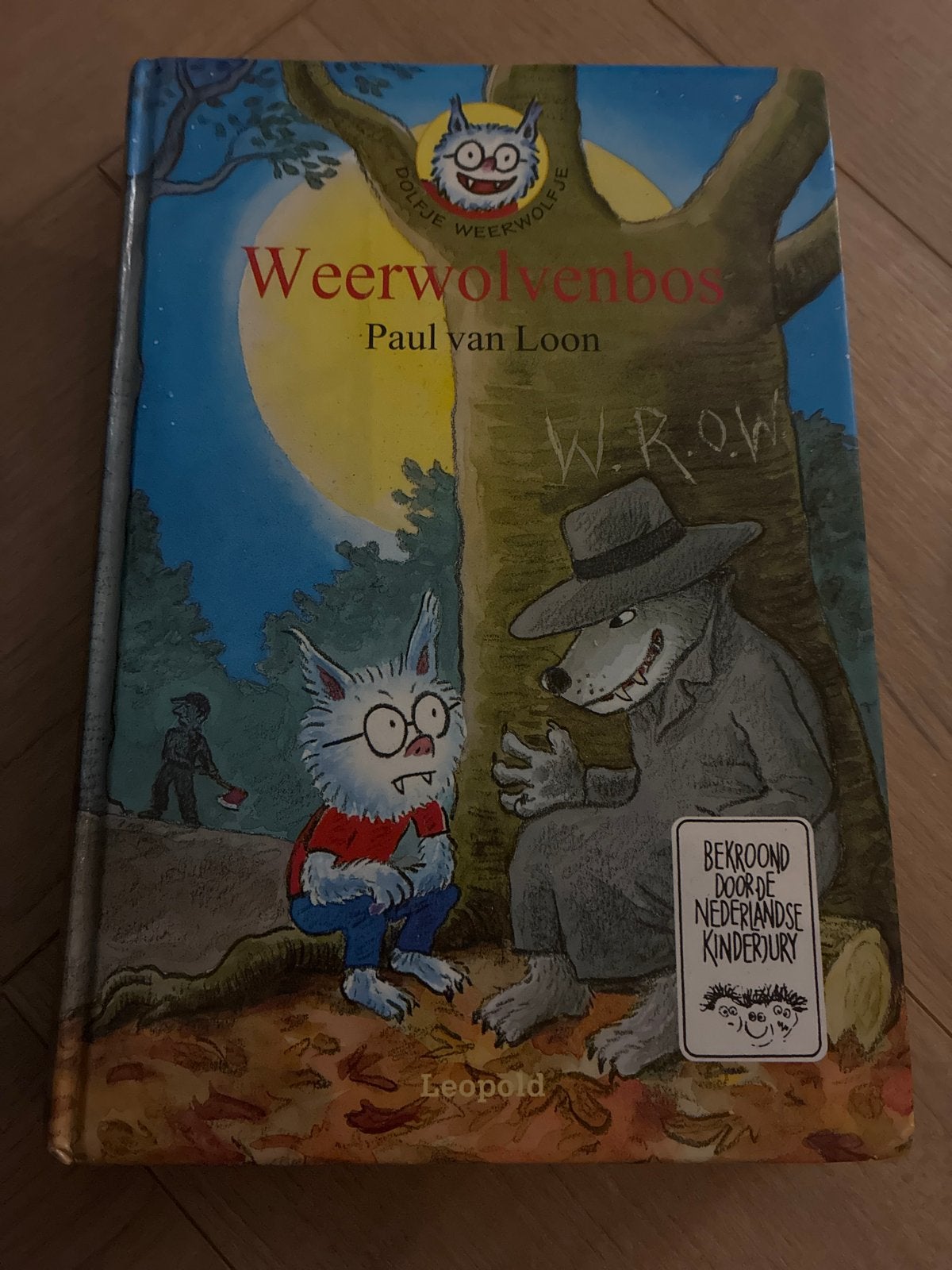 Dolfje Weerwolfje - Weerwolvenbos door Paul van Loon, Ophalen of Verzenden, Gelezen, Fictie algemeen