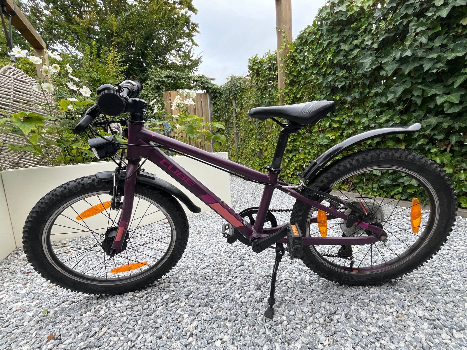 Cube kinderfiets 20 inch - paars, Fietsen en Brommers, Fietsen | Kinderfietsjes, Ophalen, Gebruikt, Velgrem, 20 inch of meer