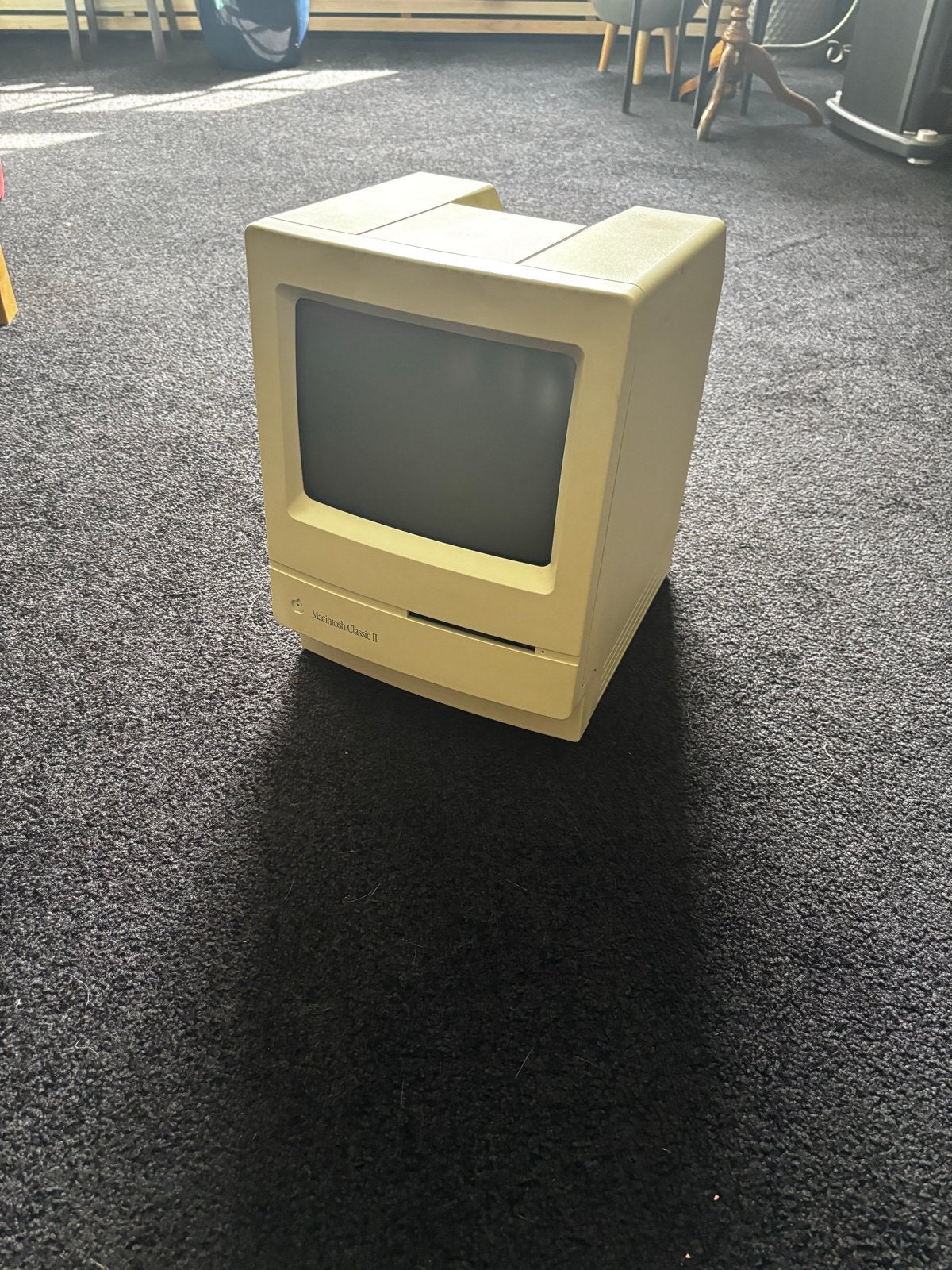 Vintage Apple Macintosh Classic II met unieke accessoires, Ophalen