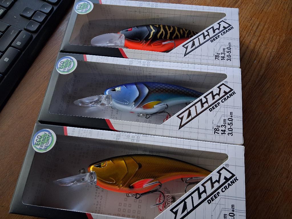 Berkley Zilla Deep Crank 143...Set van 3 stuks!, Watersport en Boten, Hengelsport | Roofvissen, Tinstraat, Overige typen, Nieuw