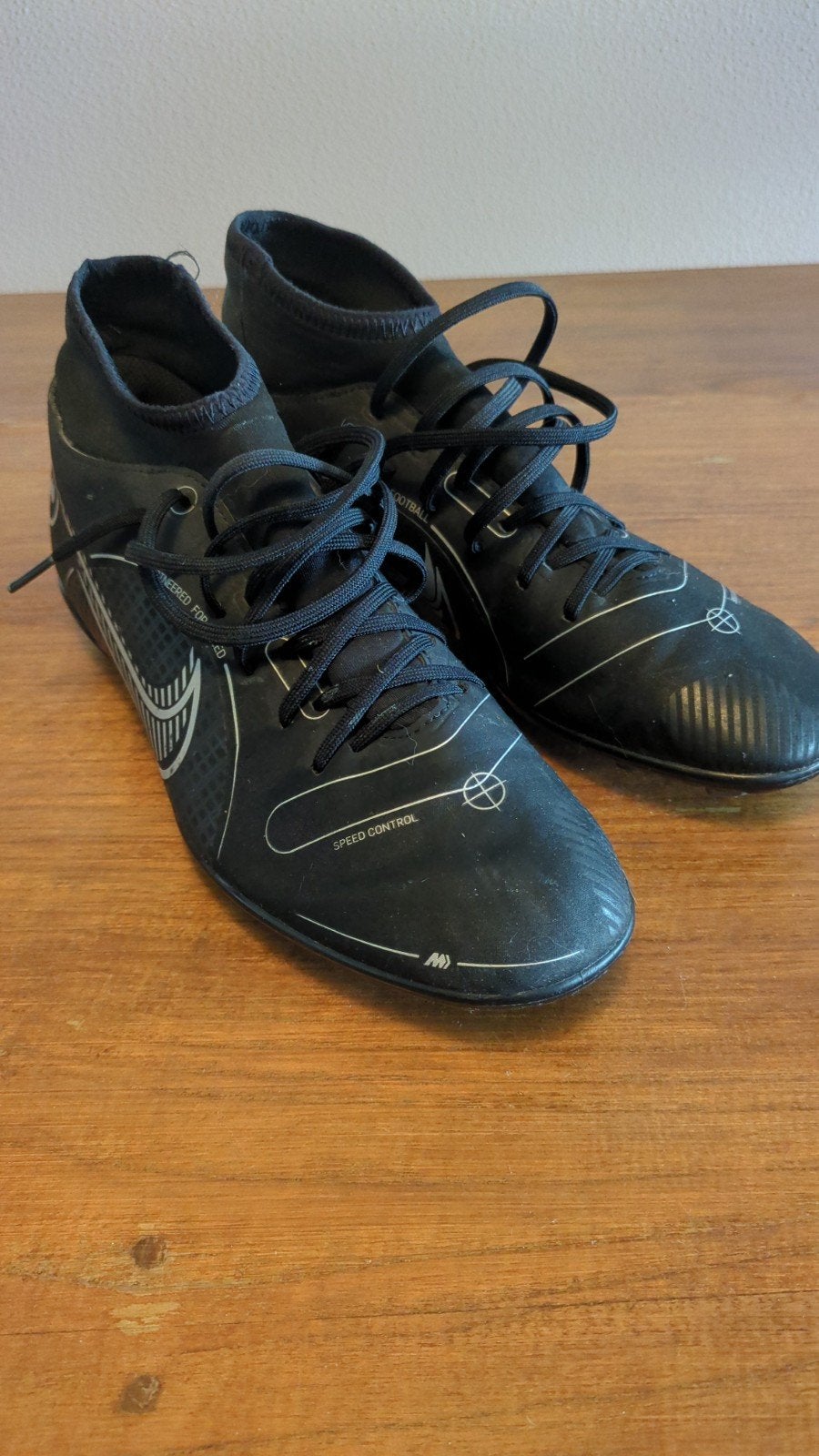 Nike Mercurial voetbalschoenen, zwart, Sport en Fitness, Maat XS of kleiner, Schoenen, Ophalen of Verzenden, Zo goed als nieuw