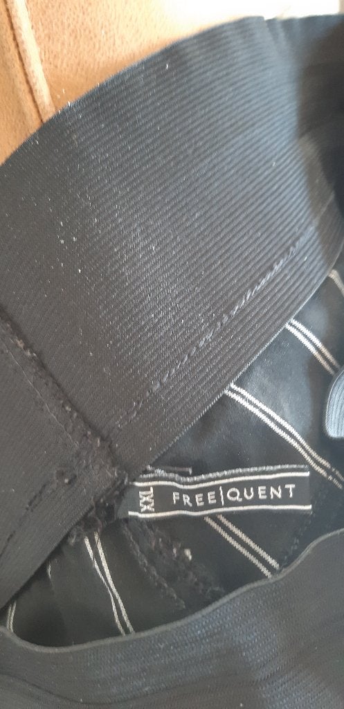 Zwart wit gestreepte broek, Freequent, Zwart, Maat 46/48 (XL) of groter, Ophalen of Verzenden