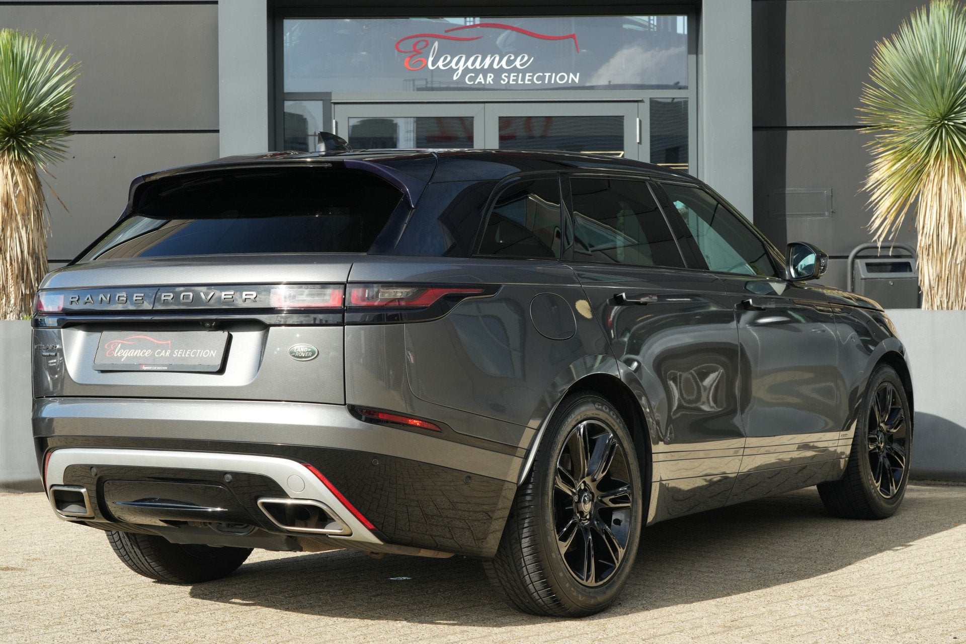 Land Rover Range Rover Velar 3.0 V6 AWD First Edition | 300P, Automaat, Gebruikt, 2993 cc, Verwarmde buitenspiegels