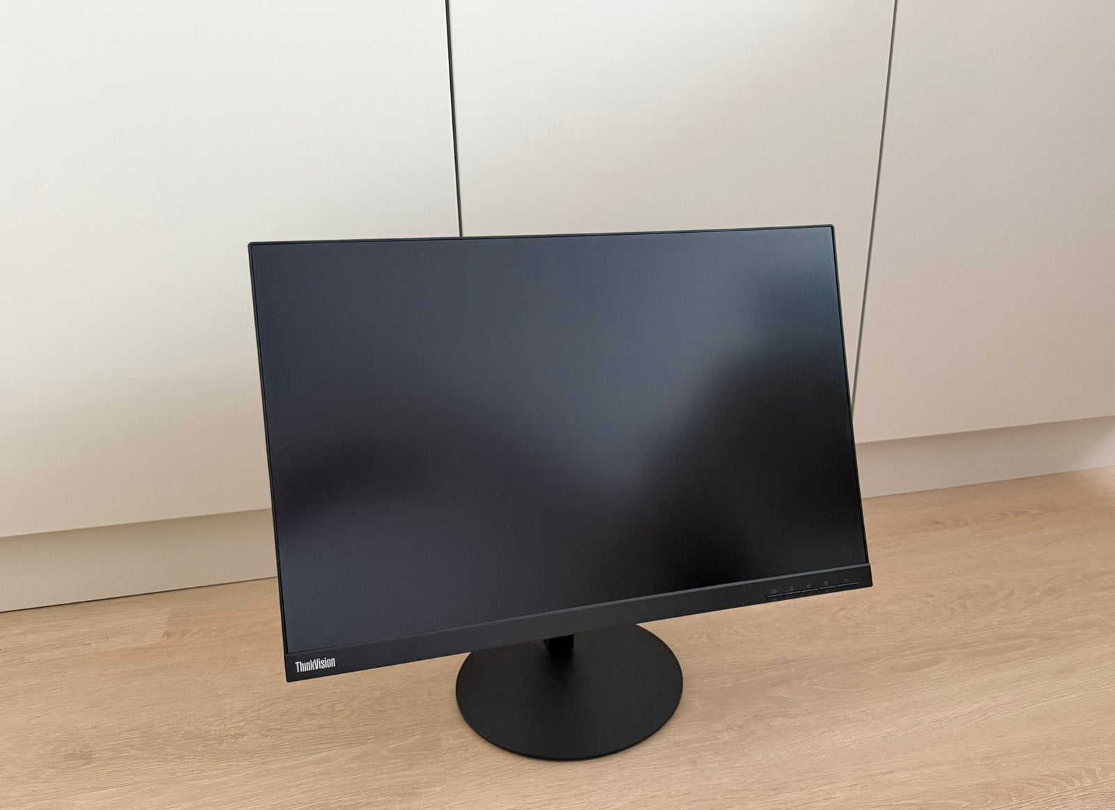 Lenovo ThinkVision T24i-10 24” Full HD Monitor, Computers en Software, Monitoren, Gaming, IPS, Kantelbaar, Full HD