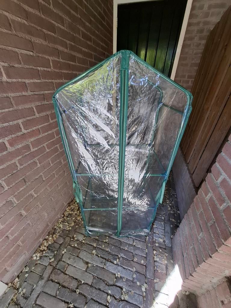 Tuinkastje, Ophalen of Verzenden, Zo goed als nieuw, Kunststof, Overige typen