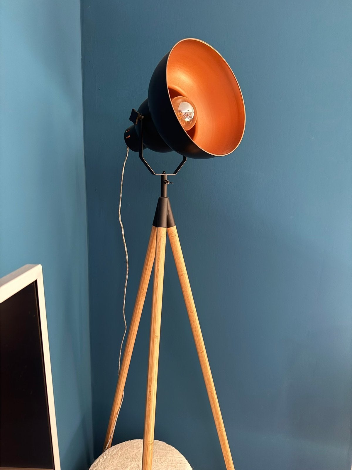 Industriele staande lamp, Huis en Inrichting, Lampen | Vloerlampen, Ophalen, Zo goed als nieuw, Overige materialen, Industrieel