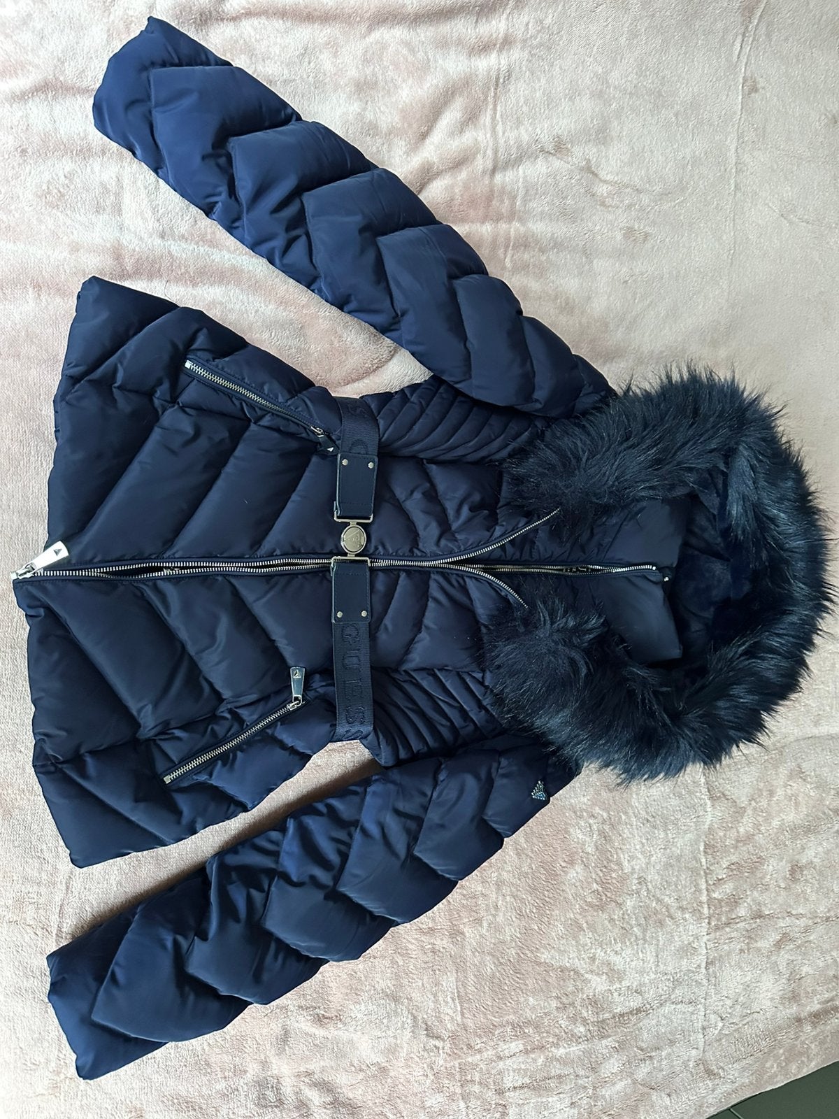 Guess damesjas met afneembare bontkraag, Ophalen of Verzenden, Zo goed als nieuw, Maat 38/40 (M), Blauw