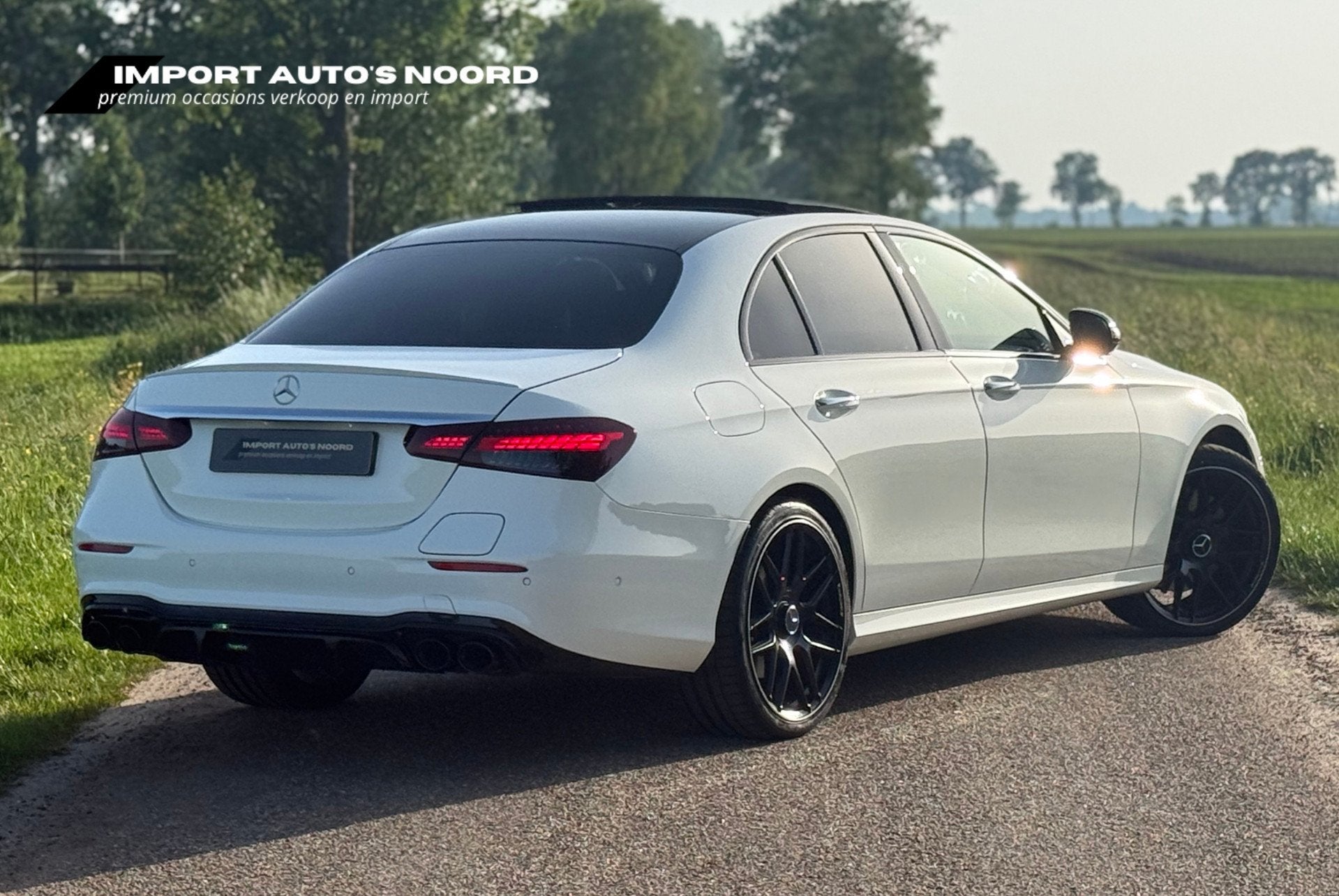 Mercedes-Benz E-klasse 300 e 4MATIC AMG Line, Auto's, Mercedes-Benz, Gebruikt, Zwart, 4 cilinders, Met garantie (alle)