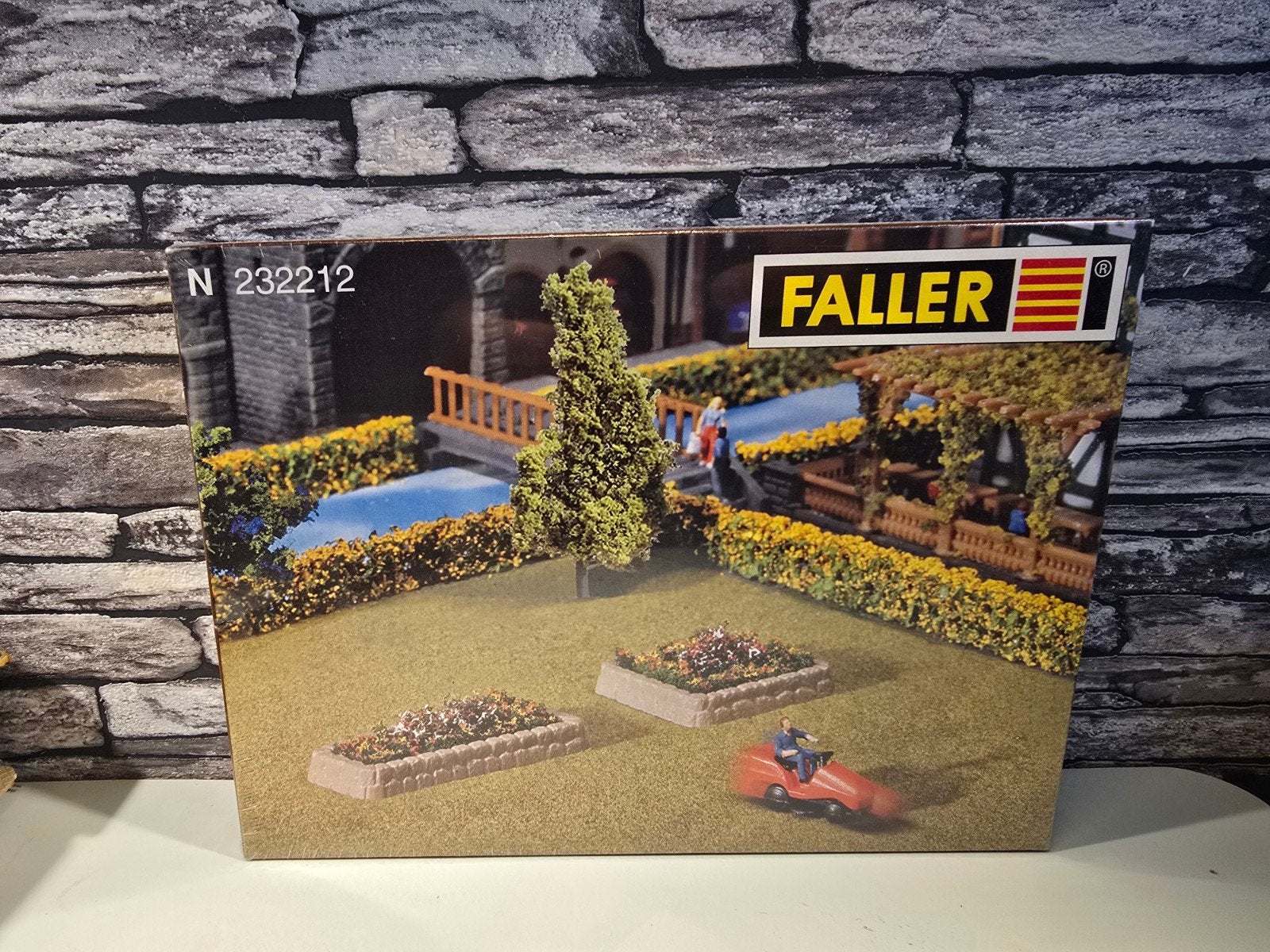 Nieuw faller grasmaaier aandrijving N spoor modeltrein 1:160, Hobby en Vrije tijd, Modeltreinen | N-Spoor, Overige merken, Gelijkstroom of Wisselstroom