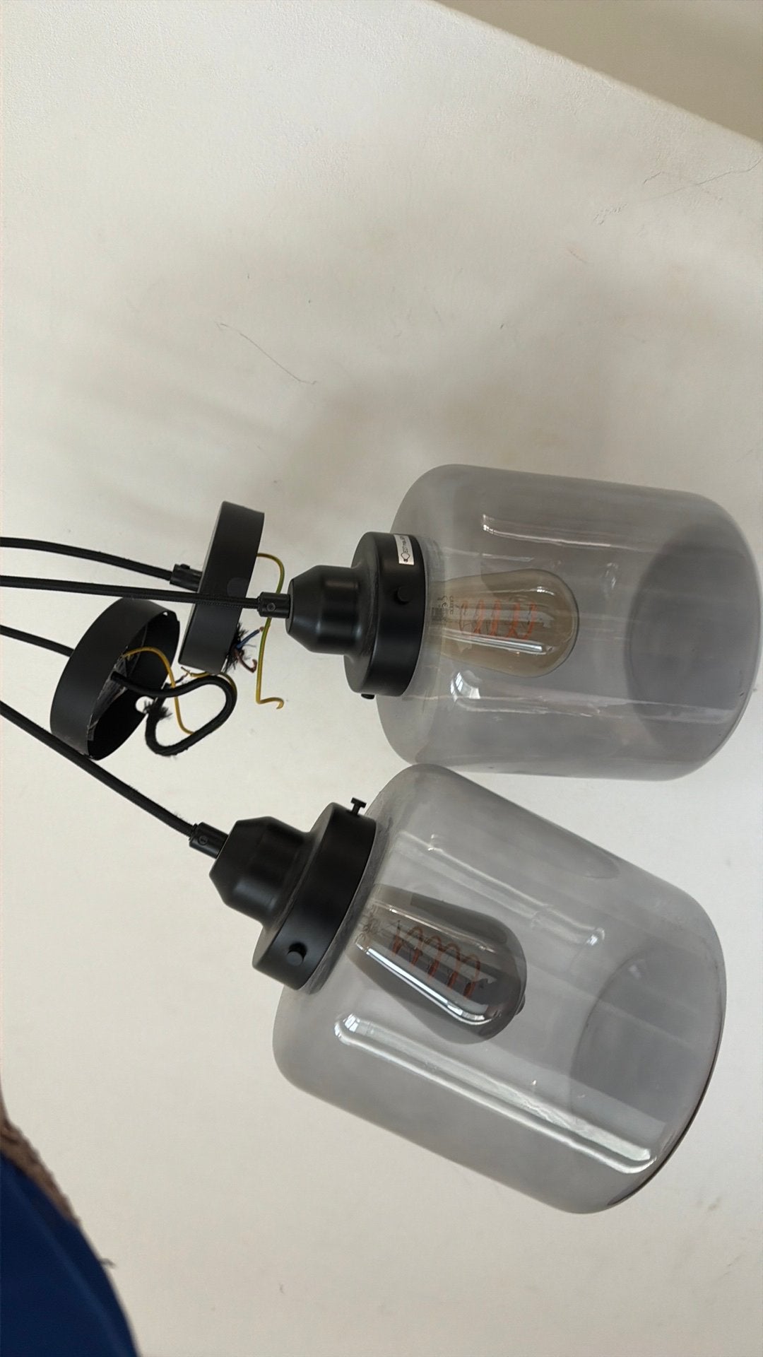 2 smoked hanglampen, Ophalen, Zo goed als nieuw