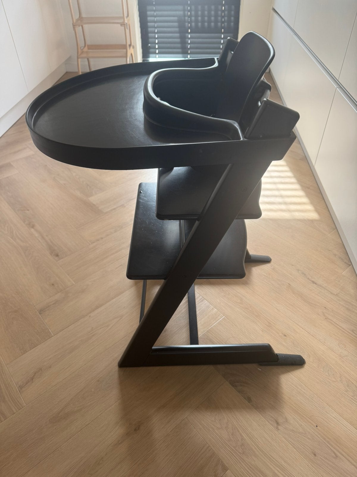 Stokke trip trapp (inclusief babyset en tray/eetbord), Kinderen en Baby's, Kinderstoelen, Ophalen, Zo goed als nieuw, Meegroeistoel