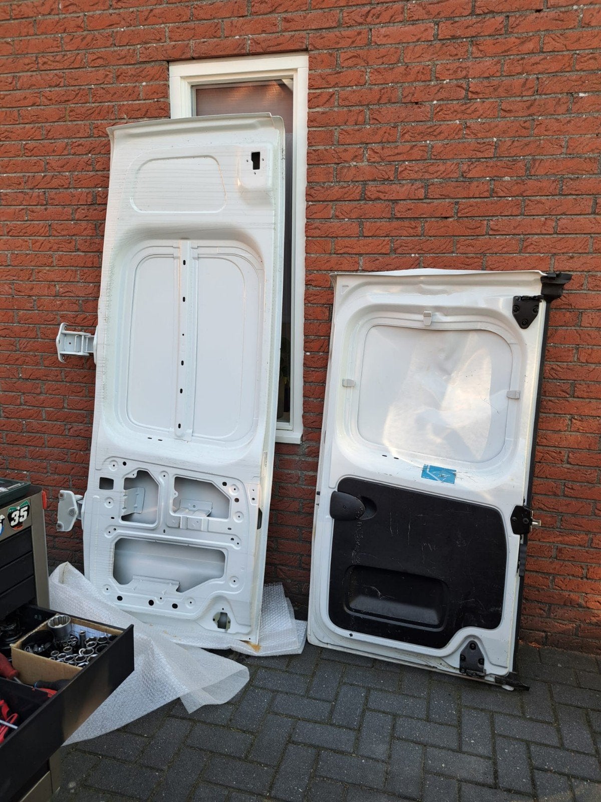 Nieuwe achterdeur Renault Trafic verhoogde versie, Auto-onderdelen, Carrosserie en Plaatwerk, Ophalen, Renault, Deur, Nieuw
