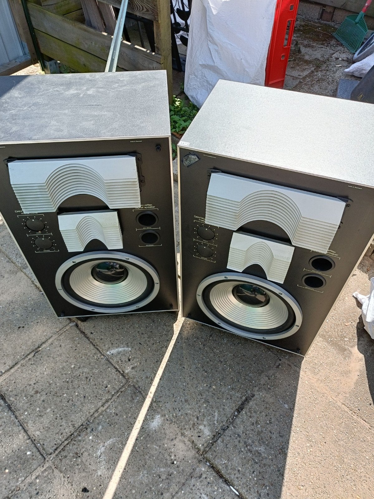 Te koop  2 luidspreker s van het merk dantax mc502, Audio, Tv en Foto, Luidsprekers, Ophalen of Verzenden, Minder dan 60 watt