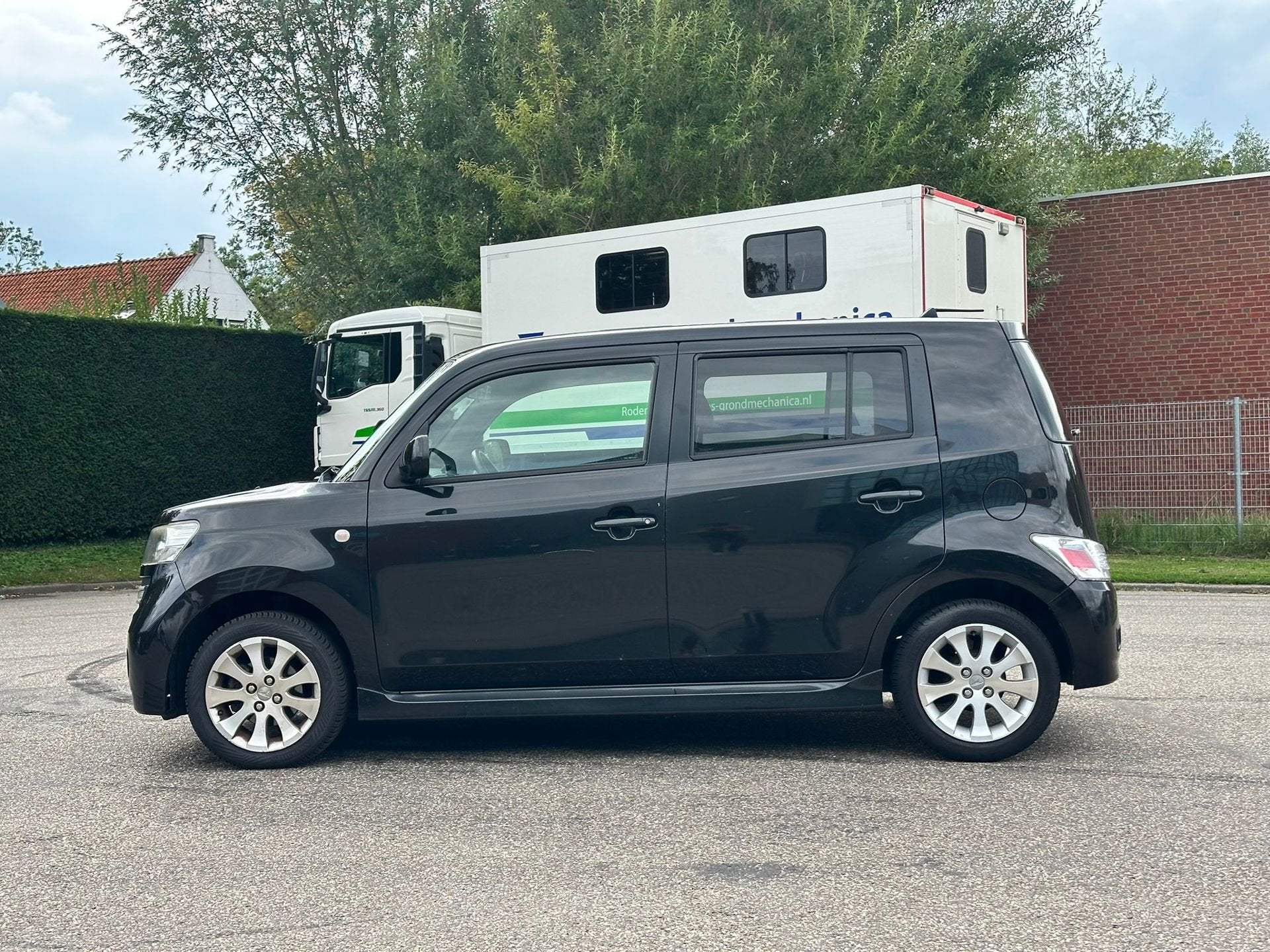 Daihatsu Materia 1.5 Soul 1e Eigenaar*Carplay*Navigatie*Airc, Voorwielaandrijving, Gebruikt, Elektrische ramen, Zwart