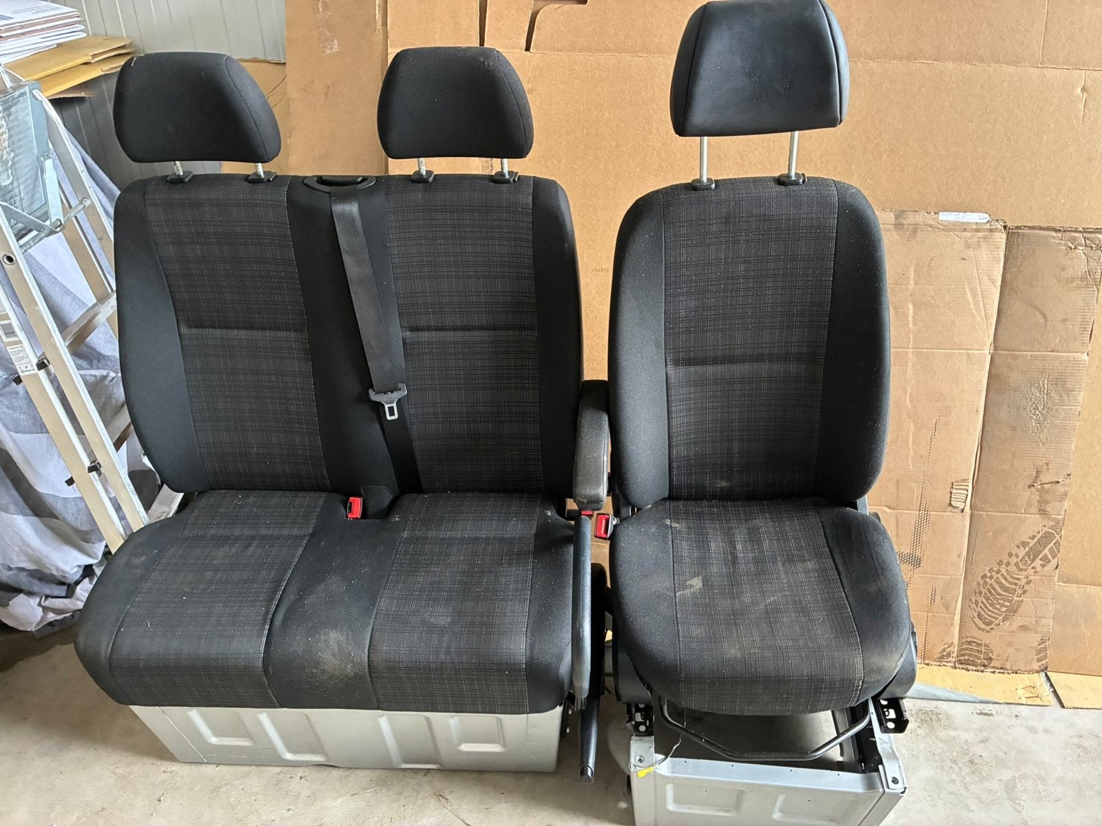 Mercedes Sprinter Stoelen - Bestuurdersstoel en Dubbele Bank, Ophalen of Verzenden, Gebruikt, Mercedes-Benz