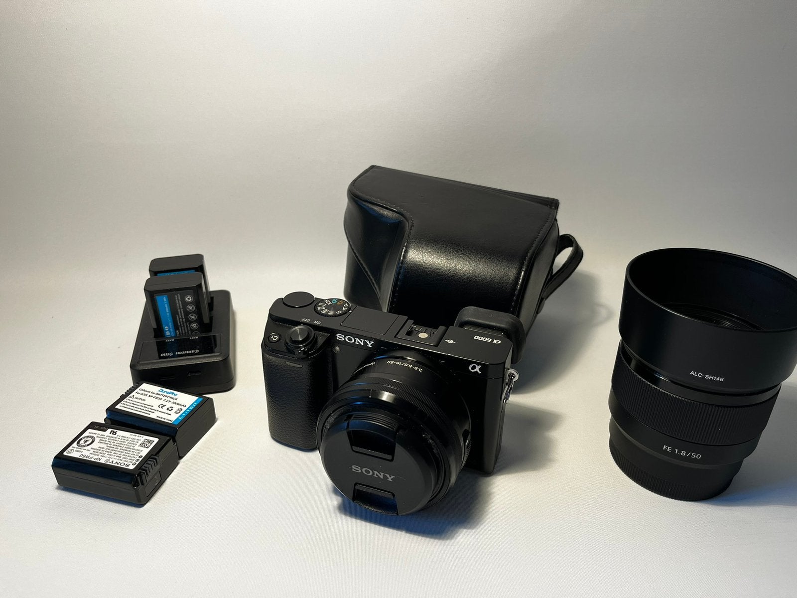 Sony A6000 incl 2 lenzen, 20x of meer, Ophalen of Verzenden, Zo goed als nieuw, Sony