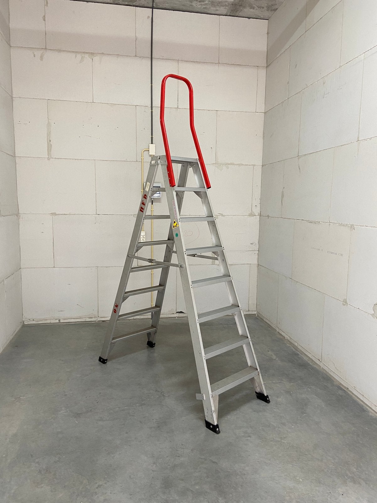Dubbel beloopbare trap merk Centrum, Ophalen, Gebruikt, Trap, Minder dan 2 meter