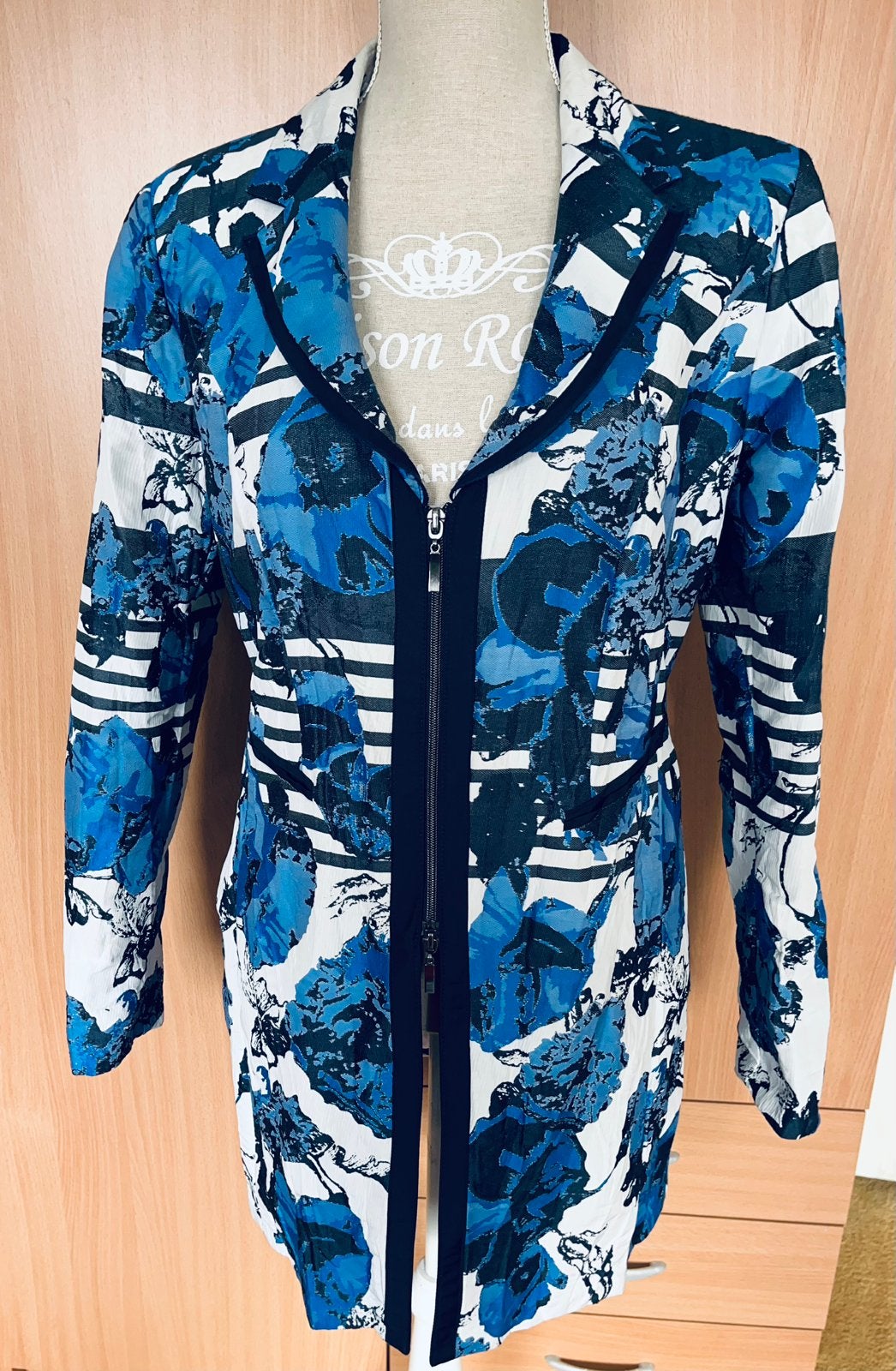Biba jasje maat 40