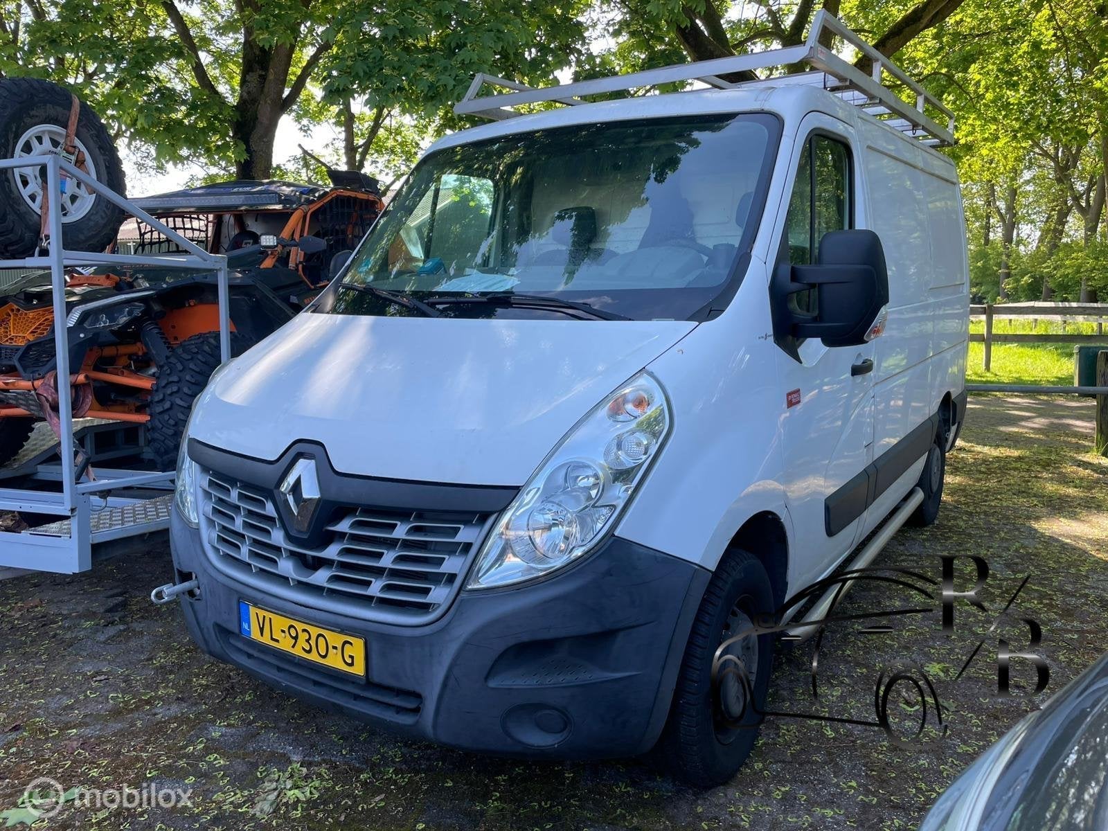 Renault Master bestel T33 2.3 dCi L1H1 NAP AIRCO LEES TEKST, Auto's, Bestelauto's, Euro 5, Gebruikt, Renault, 2500 kg