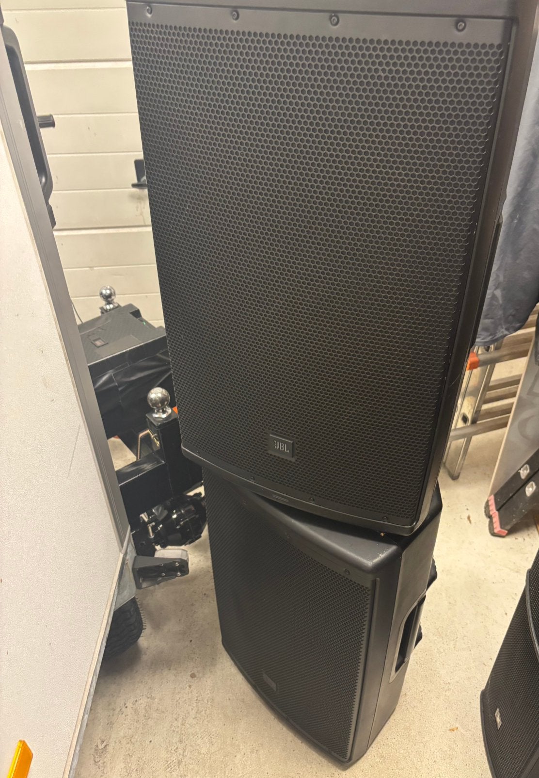 2x JBL Eon 615 inclusief hoezen, Ophalen, Zo goed als nieuw, Audio