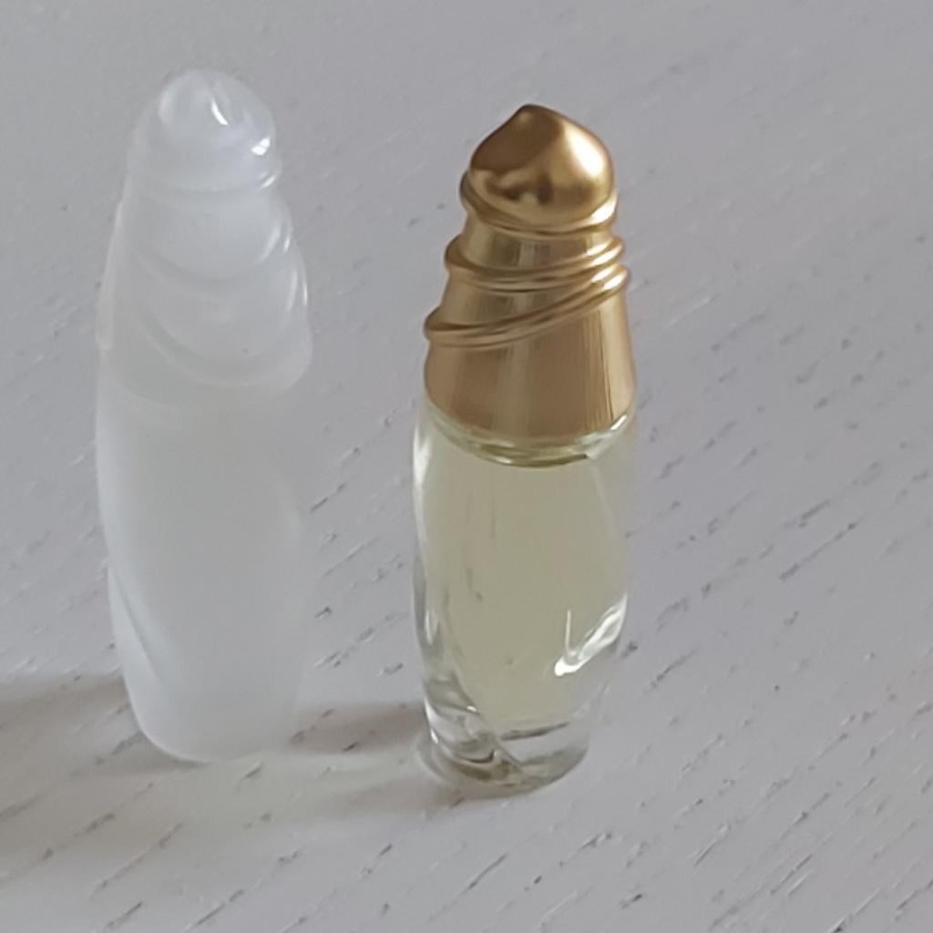 En Fleur en Acte 2 van Escada, Ophalen of Verzenden, Zo goed als nieuw, Miniatuur, Gevuld