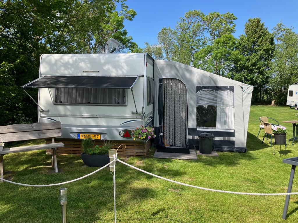 Te koop caravan van het merk Fendt type Topas 560 SG, Caravans en Kamperen, Rondzit, Particulier, Fendt, 5 tot 6 meter