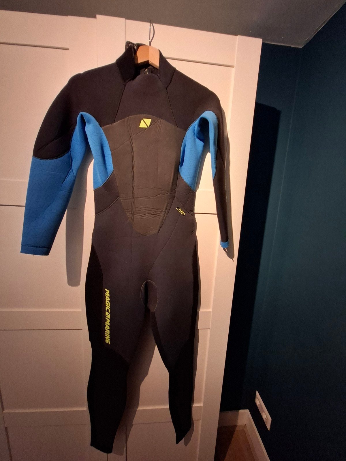 Wetsuit (M - unisex), Watersport en Boten, Ophalen, Wetsuit, Gebruikt, Magic Marine