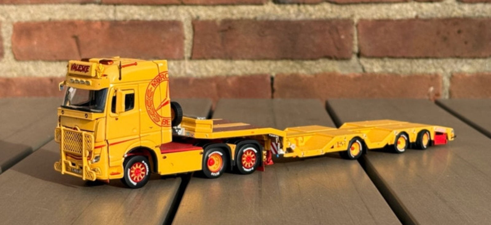 MC MERCEDES-BENZ ACTROS GIGASPACE 6X2, Hobby en Vrije tijd, Modelauto's | 1:50, Ophalen of Verzenden, Zo goed als nieuw, Bus of Vrachtwagen